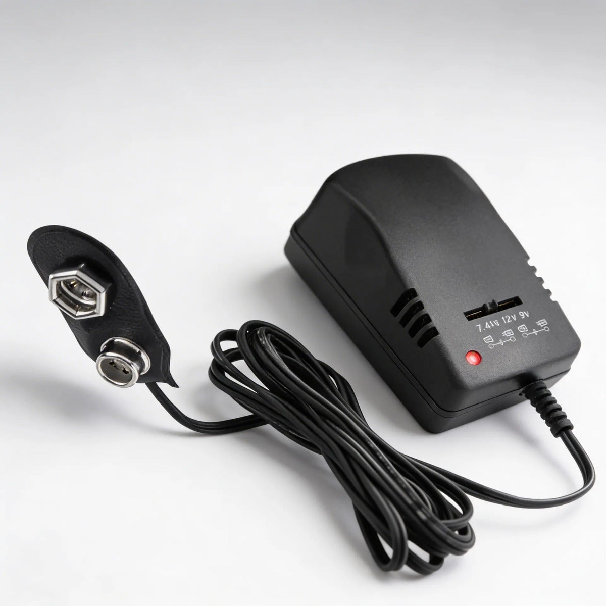 Eliminador Universal 9v 1amp Para Microfonos/carga Pilas 9v